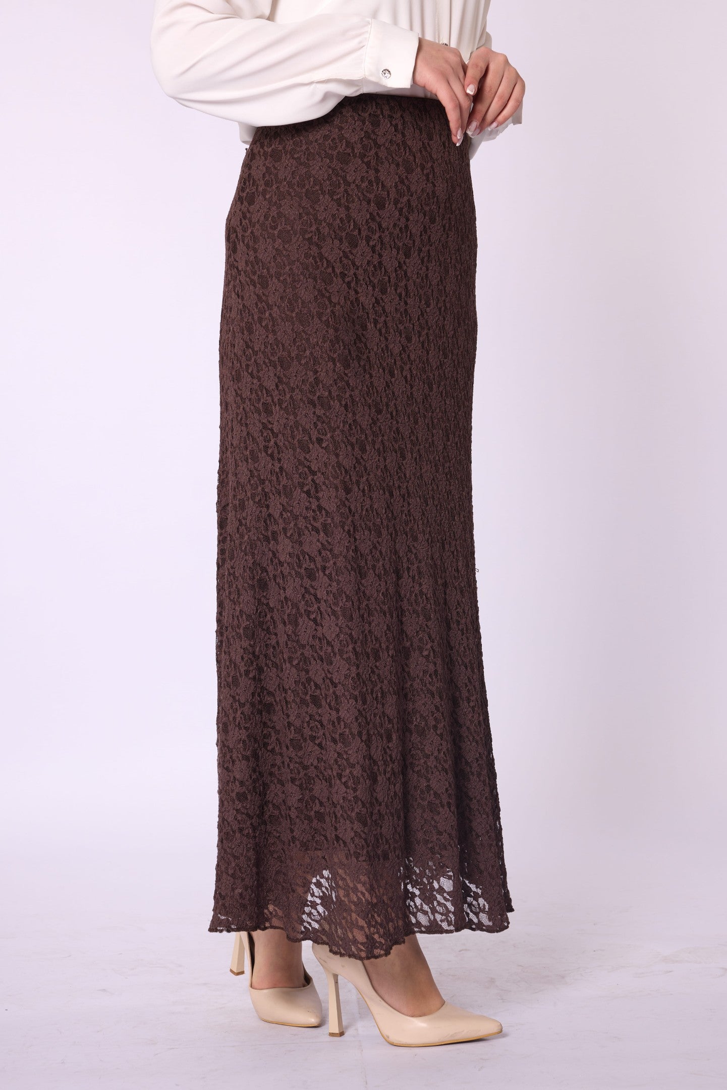Elastic Waist Chiffon Skirt with Lace Detail