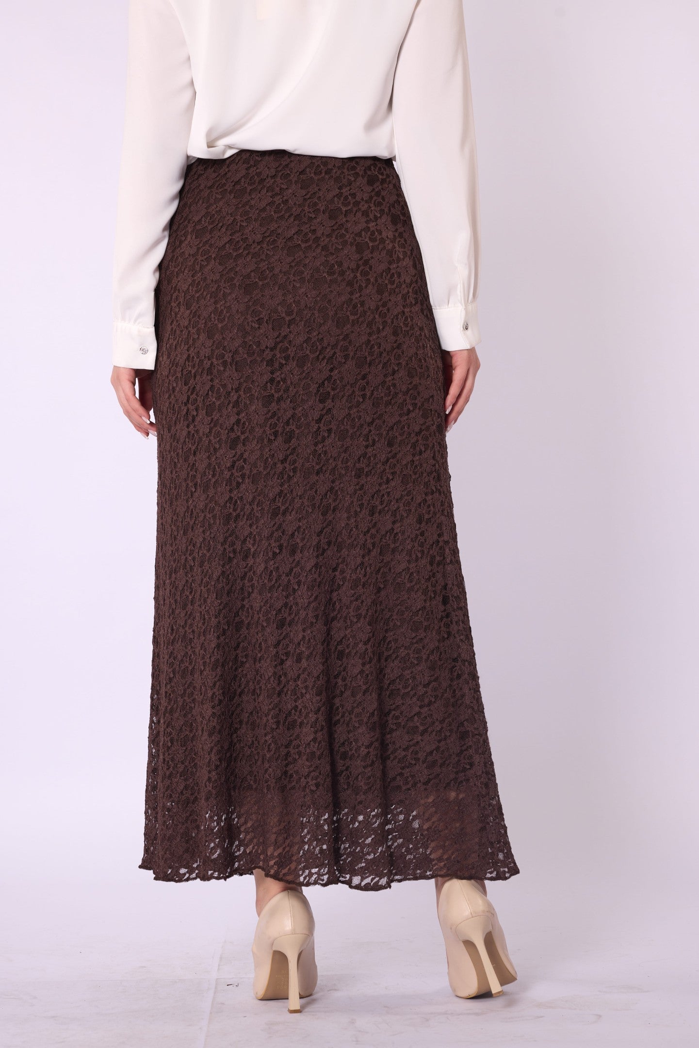 Elastic Waist Chiffon Skirt with Lace Detail