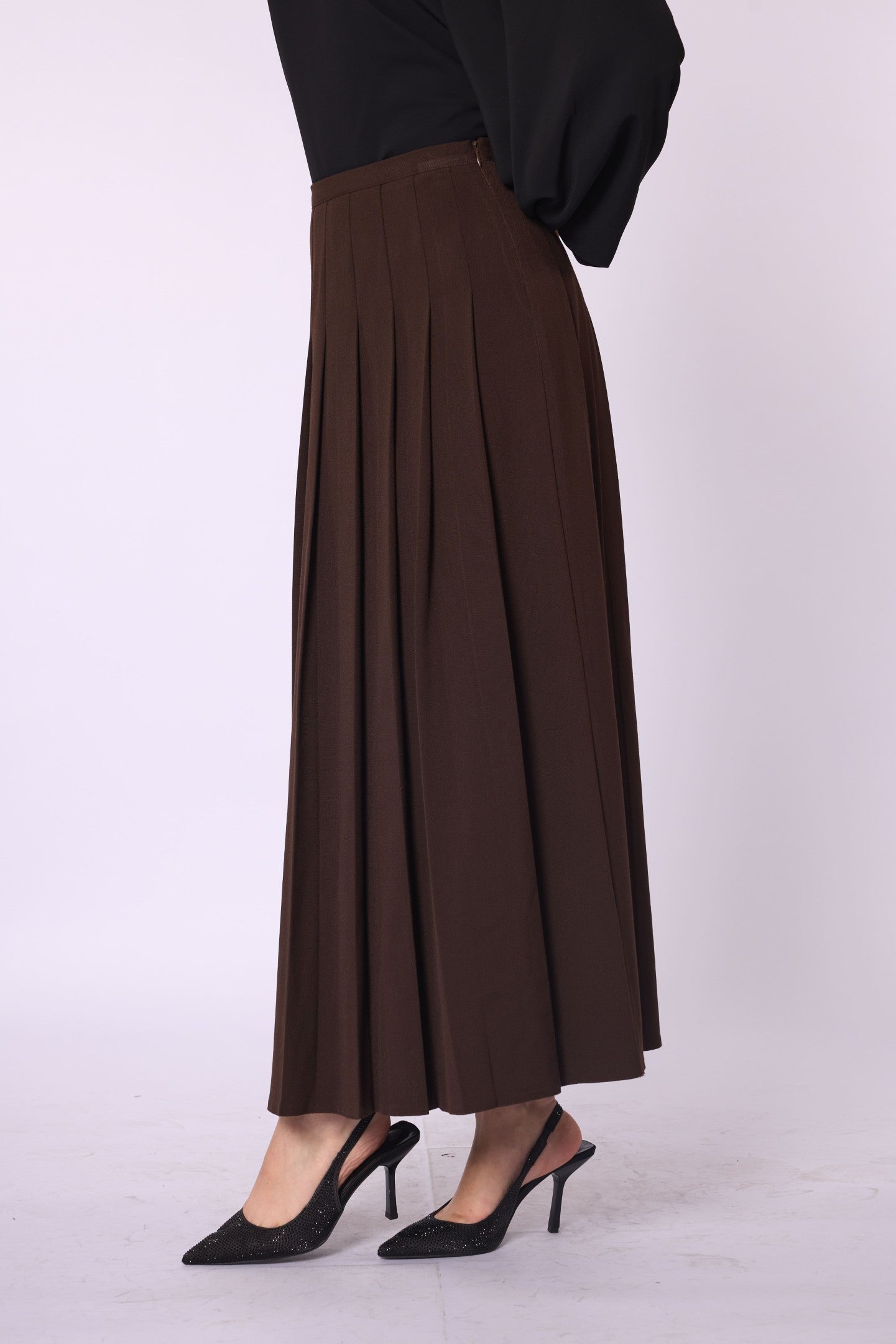 Zip-Up Pleated Maxi Skirt