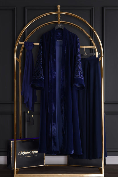 Muslima Navy Blue Velvet Abaya