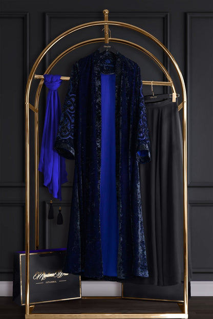 Muslima Shadow Blue Velvet Abaya