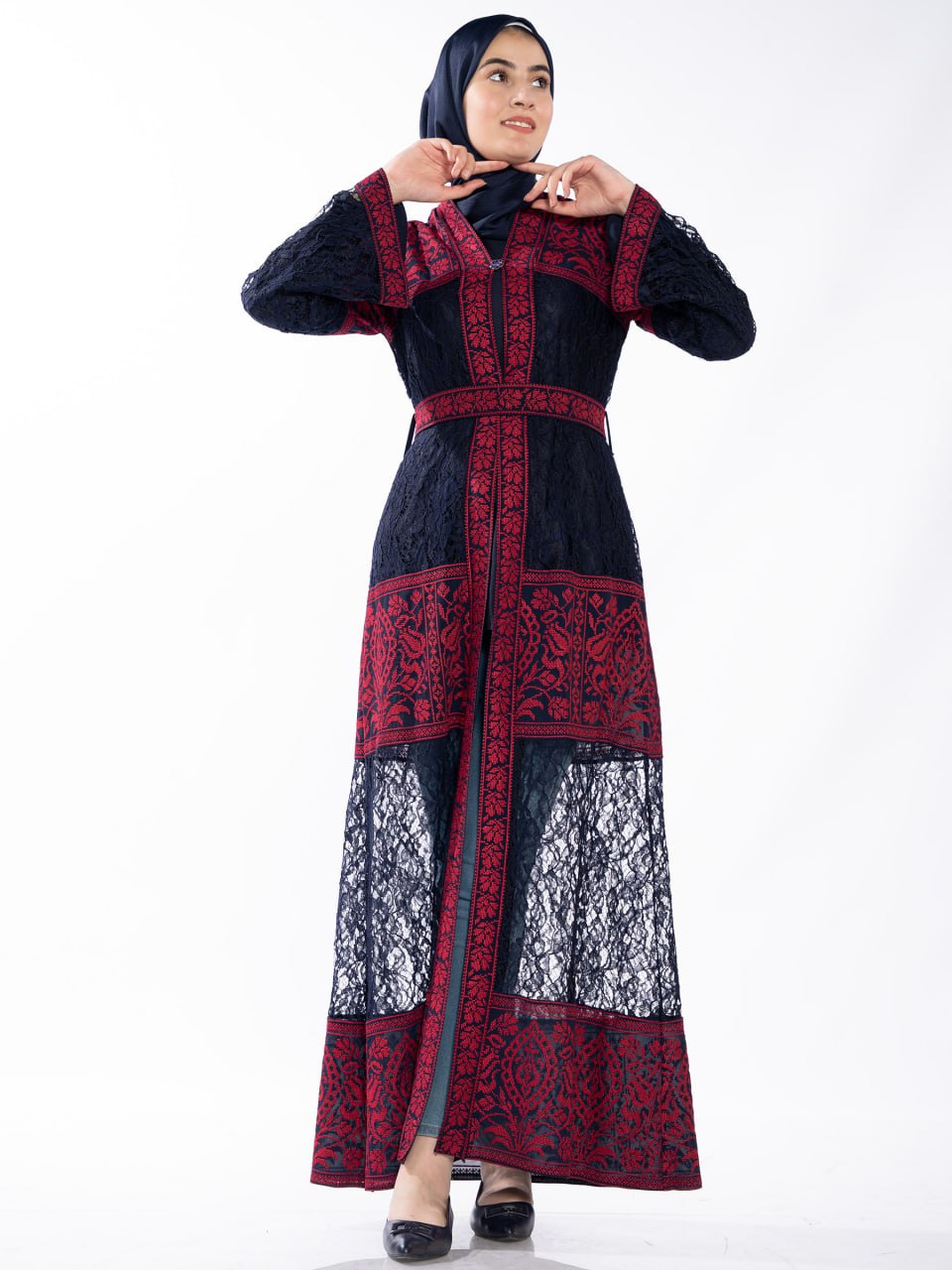 Embroidered bisht