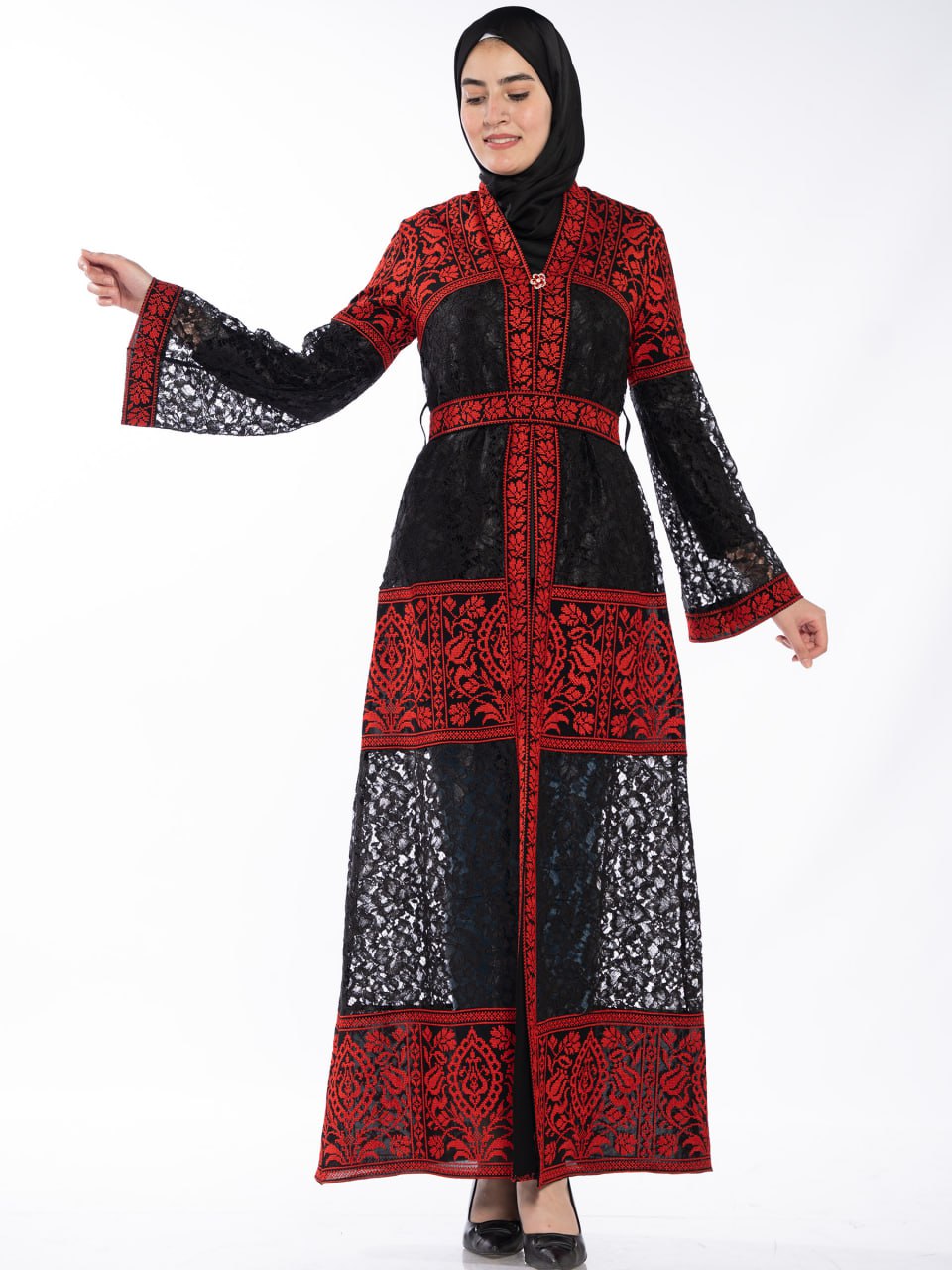 Embroidered bisht