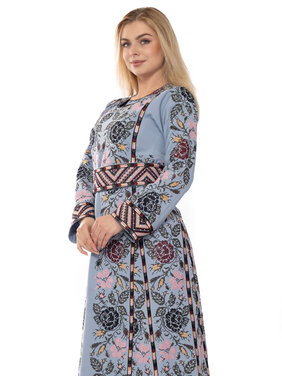 Embroidered thob
