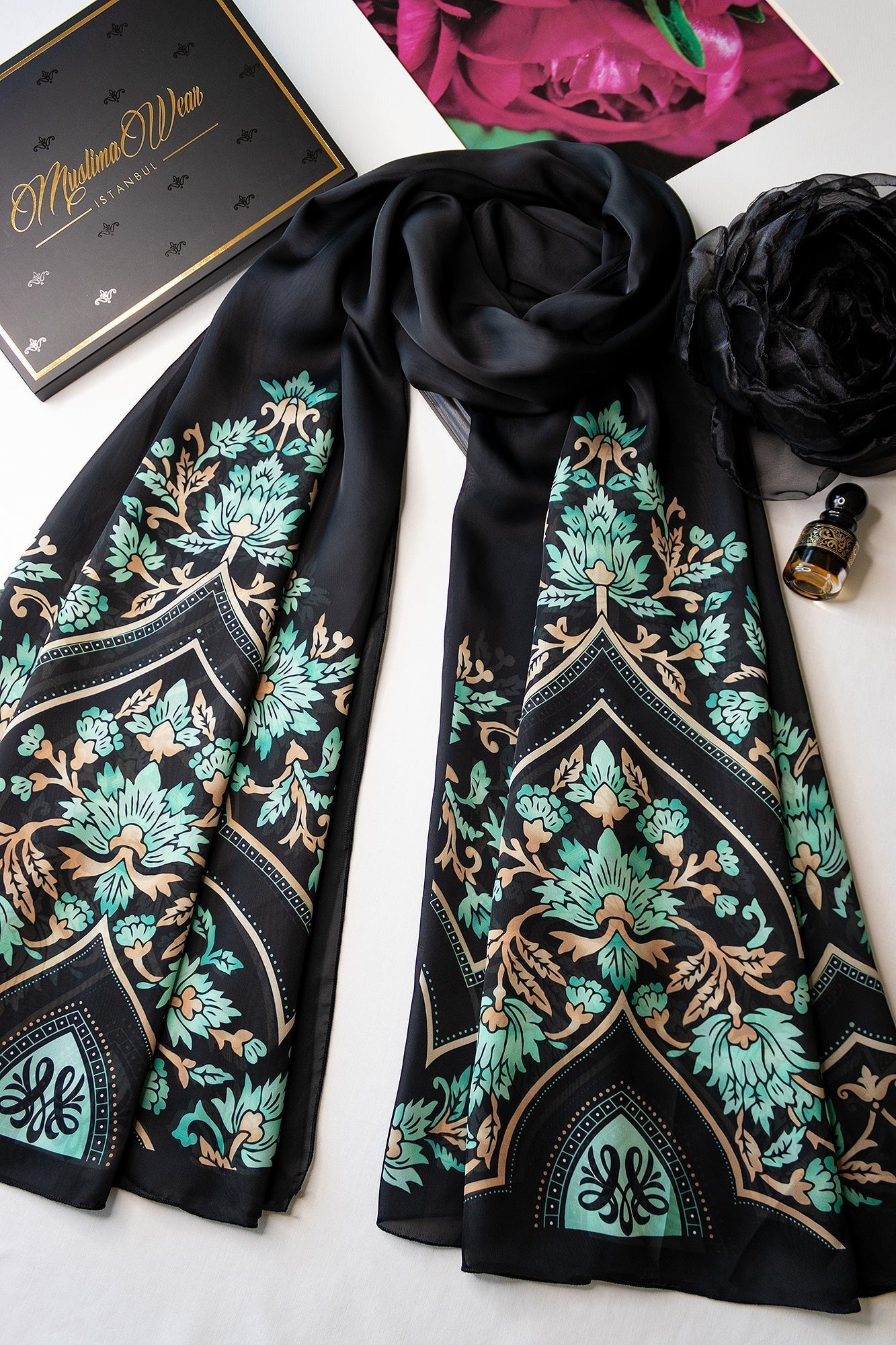 Rayyana Black Hijab