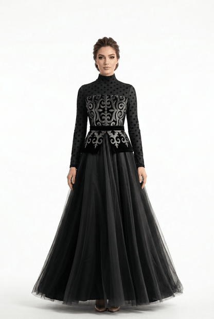 Regina Nera Black Dress