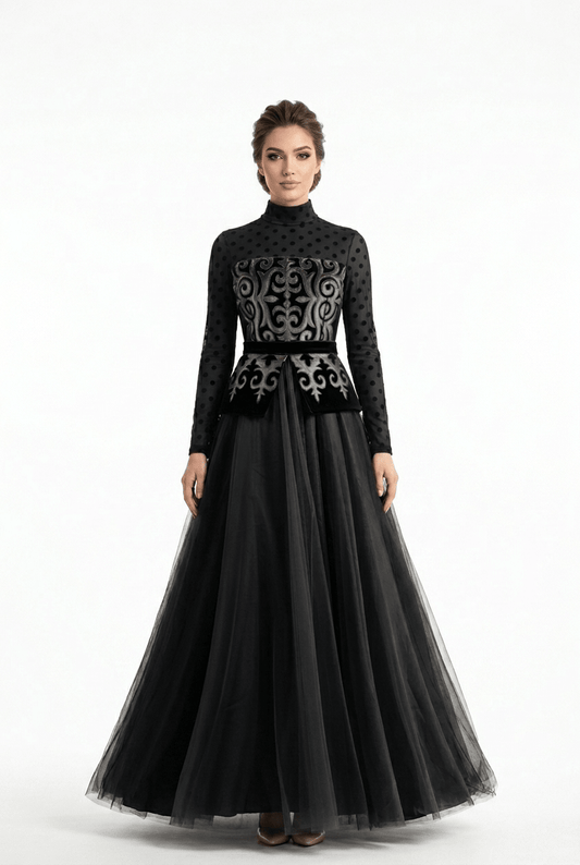 Regina Nera Black Dress
