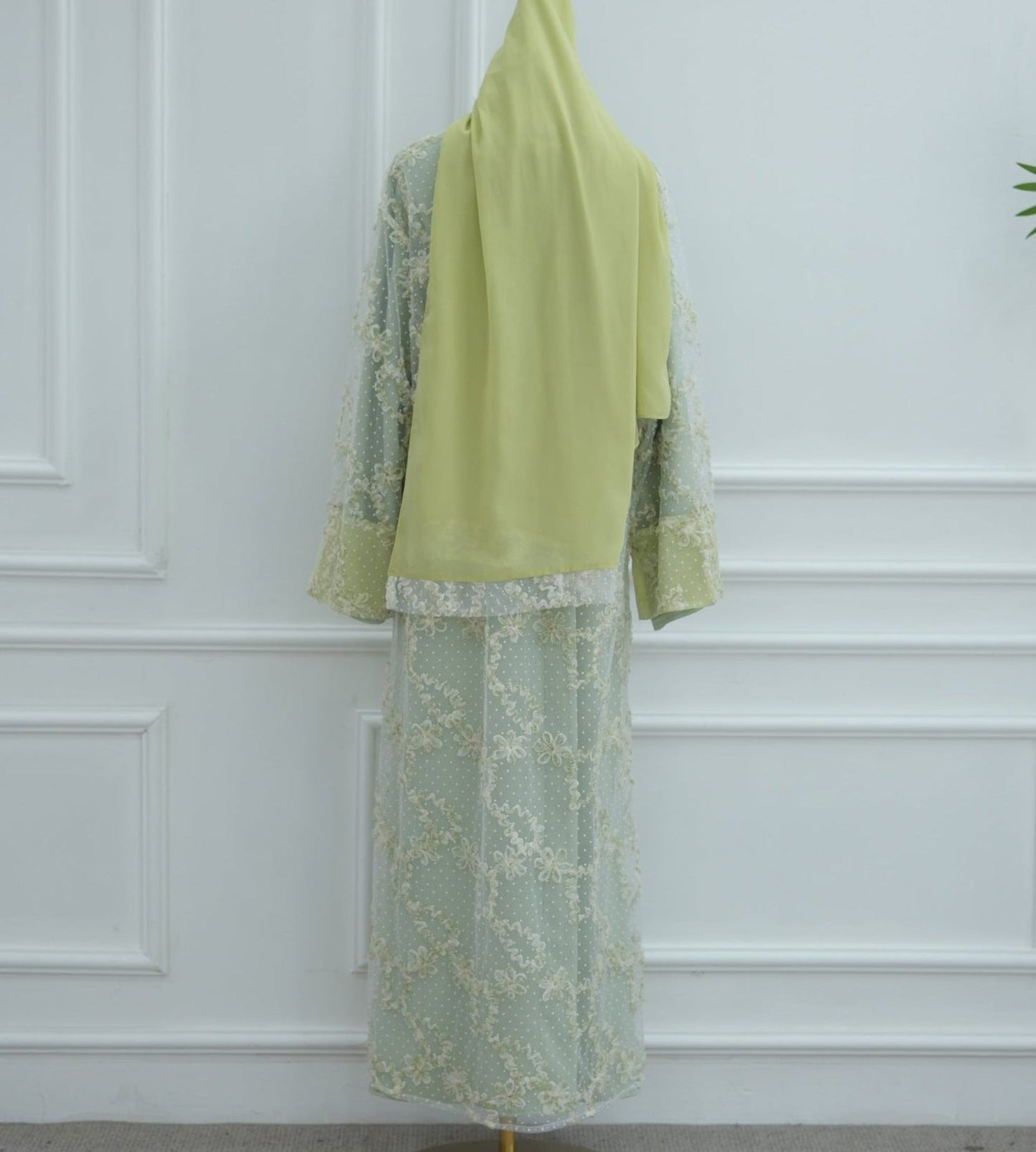 Haya Lace Abaya Set