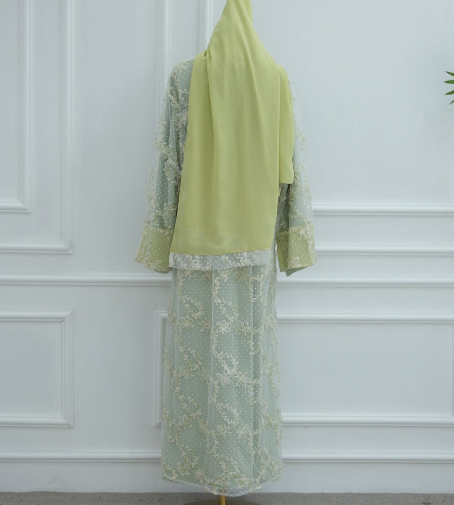 Haya Lace Abaya Set