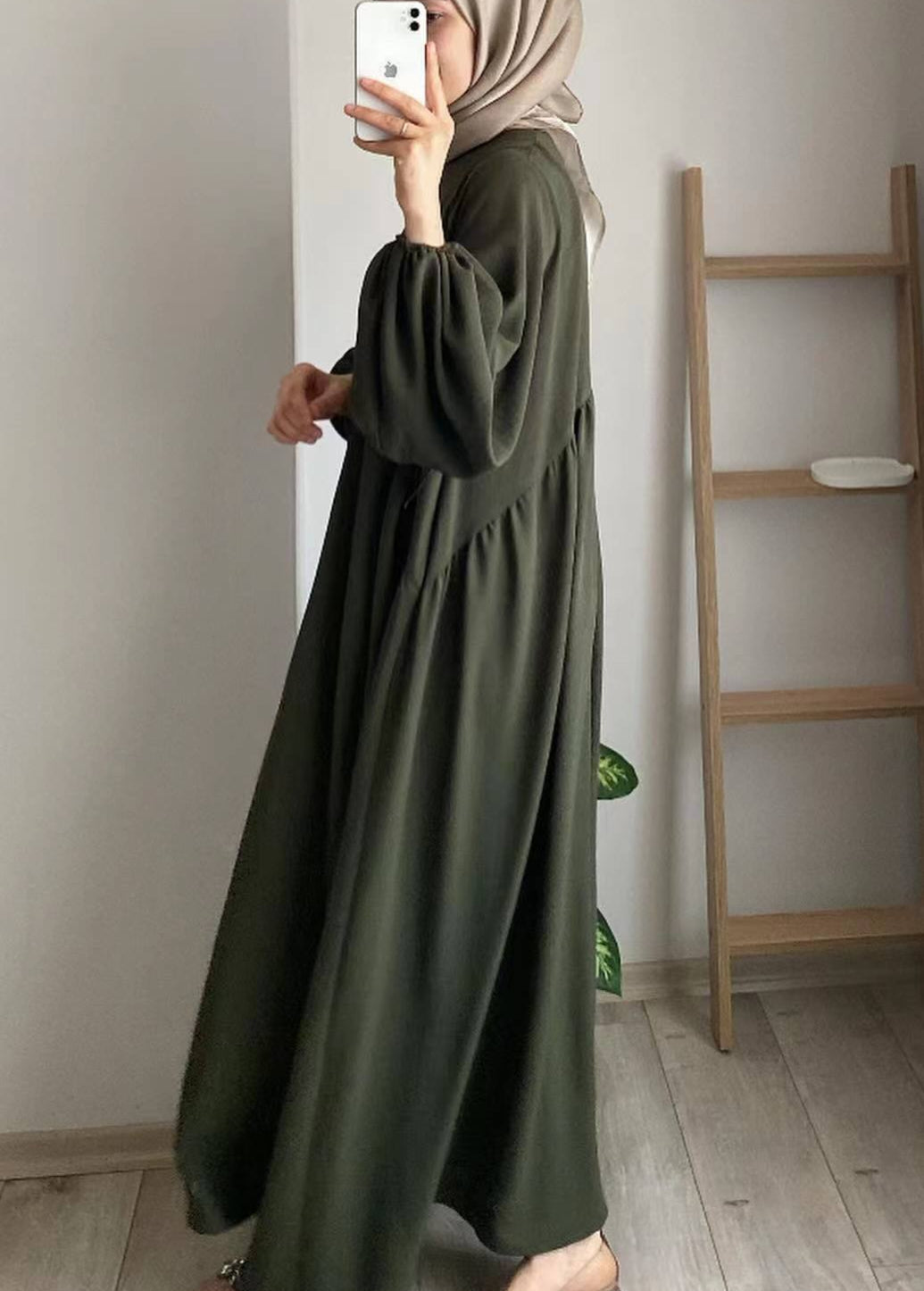 Roohani Balloon Sleeve Abaya