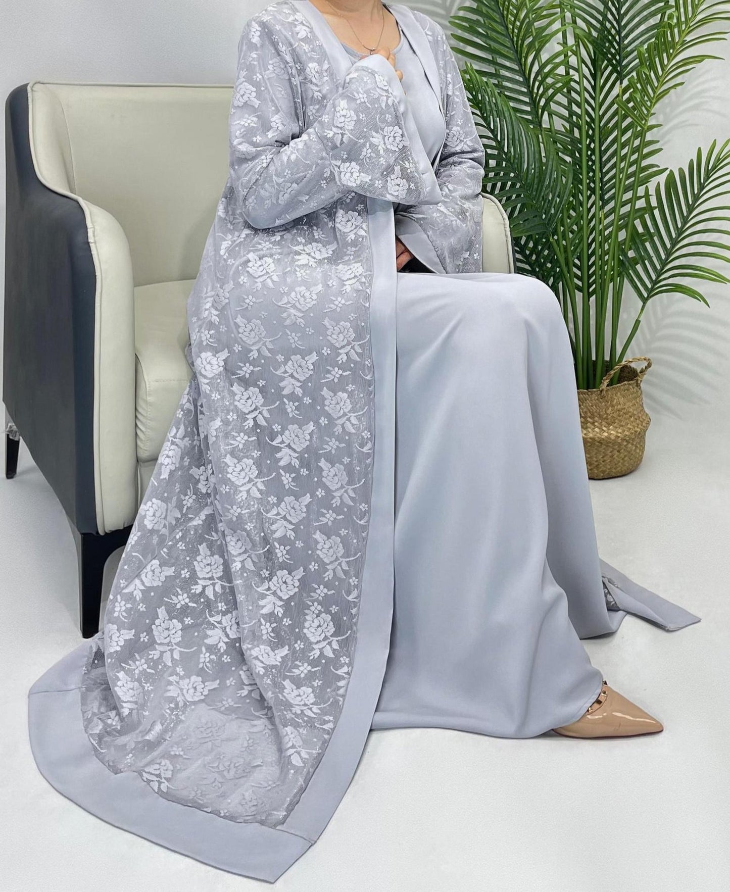 Sareen Lace Abaya Set