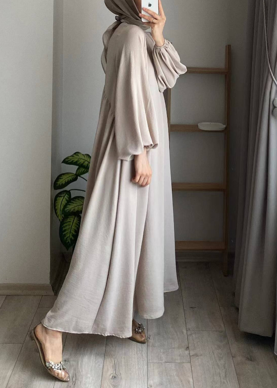 Roohani Balloon Sleeve Abaya