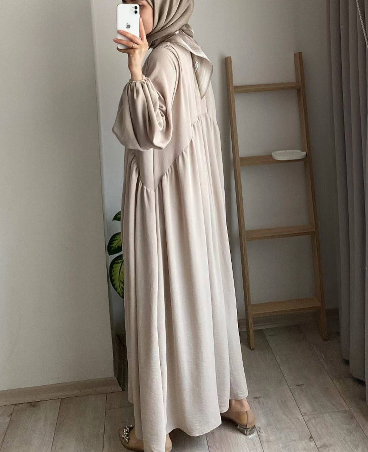 Roohani Balloon Sleeve Abaya